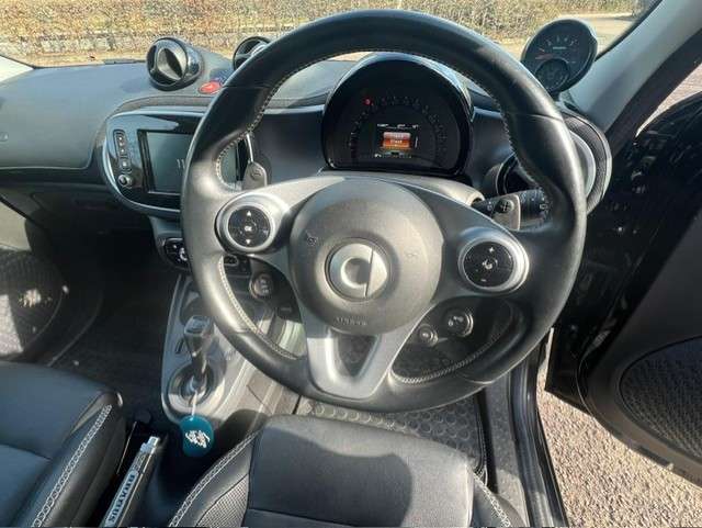 2018 SMART FORFOUR 2018 SMART FORFOUR