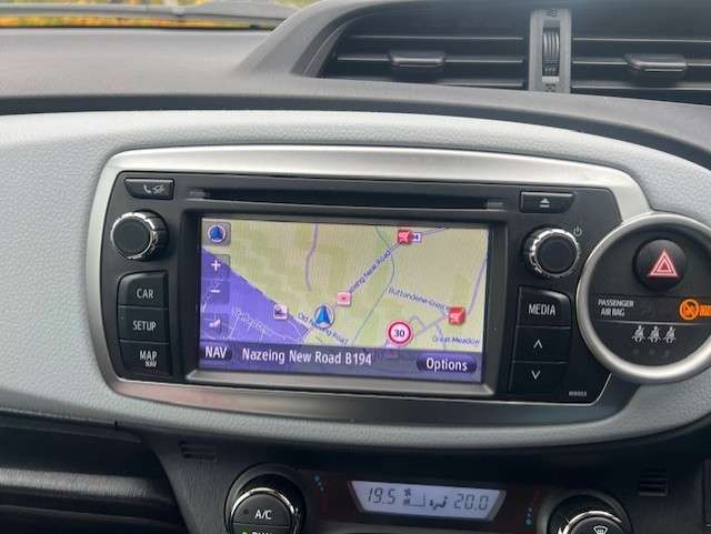 2014 TOYOTA YARIS 2014 TOYOTA YARIS