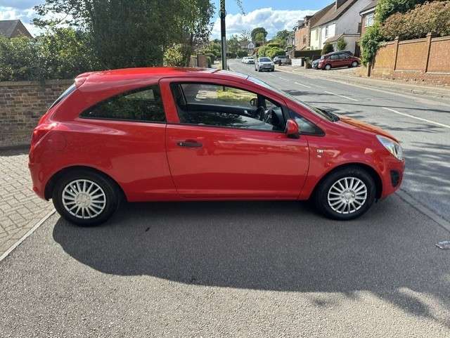 A 2012 VAUXHALL CORSA 1.0 ecoFLEX 12V S Hatchback 3dr Petrol Manual Euro 5 (65 ps) A 2012 VAUXHALL CORSA 1.0 ecoFLEX 12V S Hatchback 3dr Petrol Manual Euro 5 (65 ps)
