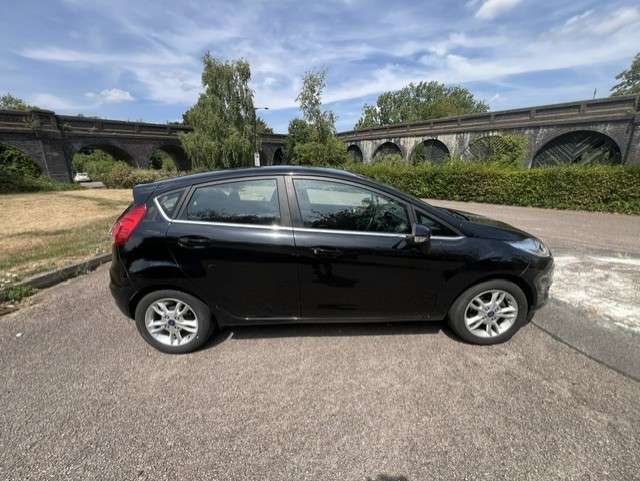 A 2016 FORD FIESTA 1.0T EcoBoost Zetec Hatchback 5dr Petrol Manual Euro 6 (s/s) (100 ps) A 2016 FORD FIESTA 1.0T EcoBoost Zetec Hatchback 5dr Petrol Manual Euro 6 (s/s) (100 ps)