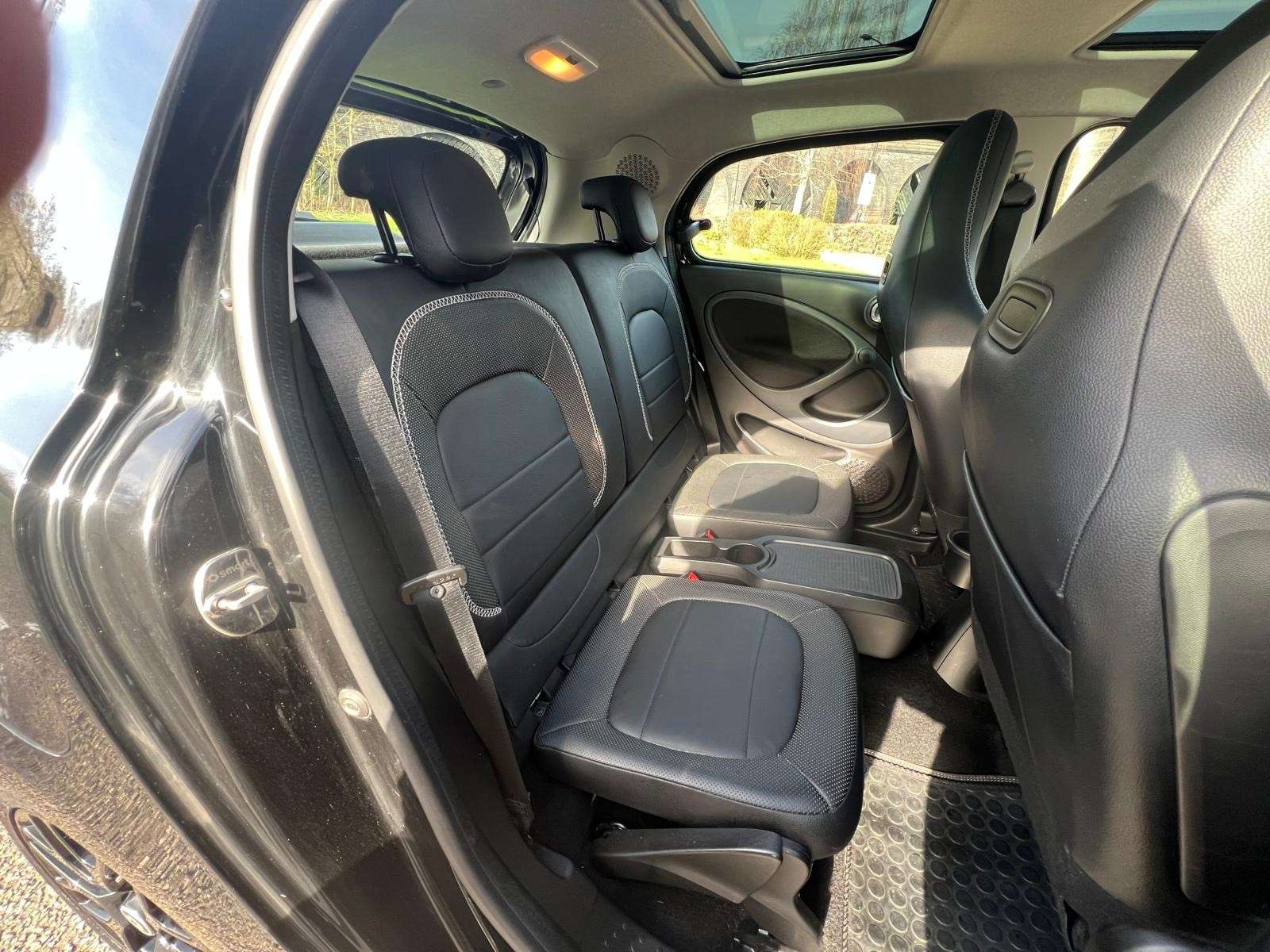 2018 SMART FORFOUR 2018 SMART FORFOUR