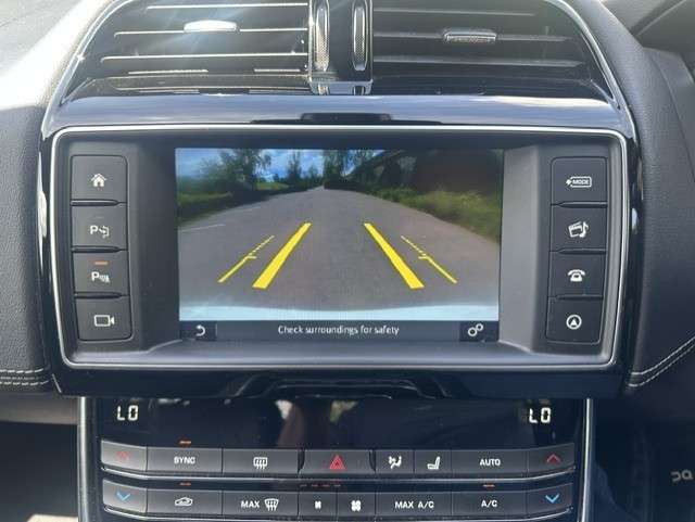 2016 JAGUAR XE 2016 JAGUAR XE