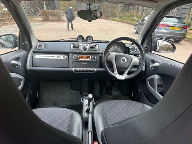 2011 SMART FORTWO 2011 SMART FORTWO