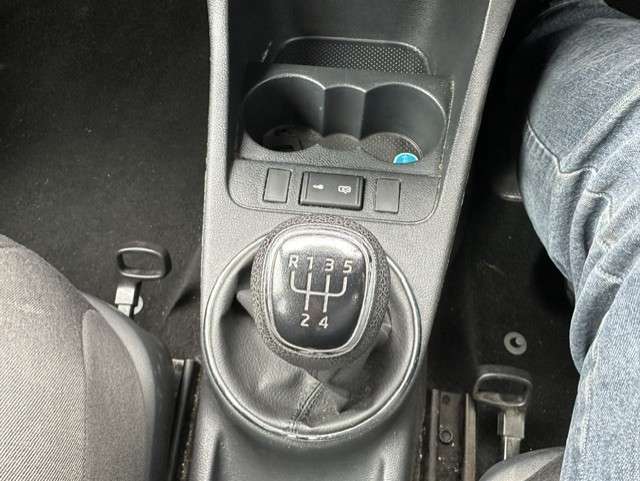 2015 SKODA FABIA 2015 SKODA FABIA