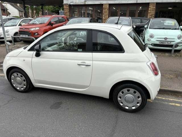 A 2015 FIAT 500 1.2 Pop Hatchback 3dr Petrol Manual Euro 6 (s/s) (69 bhp) A 2015 FIAT 500 1.2 Pop Hatchback 3dr Petrol Manual Euro 6 (s/s) (69 bhp)