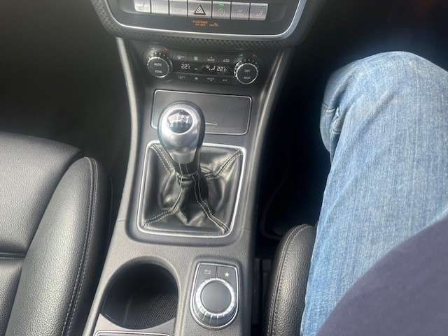 2016 MERCEDES-BENZ A CLASS 2016 MERCEDES-BENZ A CLASS