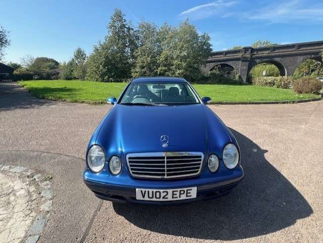 A 2002 MERCEDES-BENZ CLK 3.2 CLK320 Elegance Coupe 2dr Petrol Automatic (242 g/km, 218 bhp) A 2002 MERCEDES-BENZ CLK 3.2 CLK320 Elegance Coupe 2dr Petrol Automatic (242 g/km, 218 bhp)