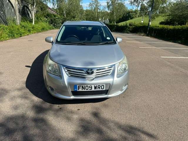 A 2009 TOYOTA AVENSIS 1.8 V-Matic TR Tourer 5dr Petrol Manual Euro 4 (146 ps) A 2009 TOYOTA AVENSIS 1.8 V-Matic TR Tourer 5dr Petrol Manual Euro 4 (146 ps)