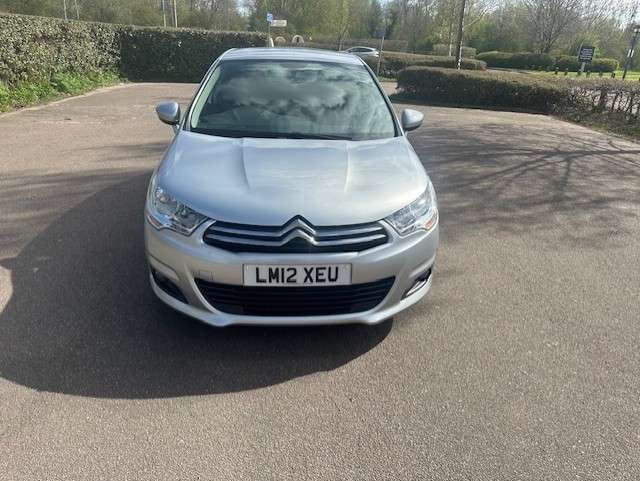 A 2012 CITROEN C4 1.6 HDi 16V VTR+ Hatchback 5dr Diesel Manual Euro 5 (90 ps) A 2012 CITROEN C4 1.6 HDi 16V VTR+ Hatchback 5dr Diesel Manual Euro 5 (90 ps)