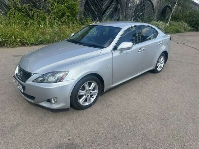A 2006 LEXUS IS 2.5 250 Saloon 4dr Petrol Automatic (214 g/km, 204 bhp) A 2006 LEXUS IS 2.5 250 Saloon 4dr Petrol Automatic (214 g/km, 204 bhp)