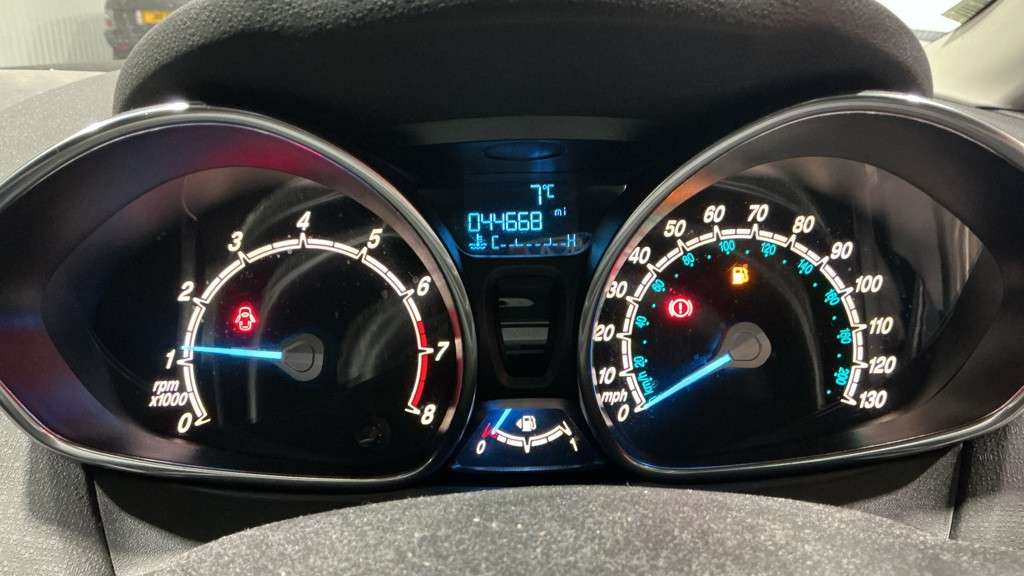 2015 FORD FIESTA 2015 FORD FIESTA