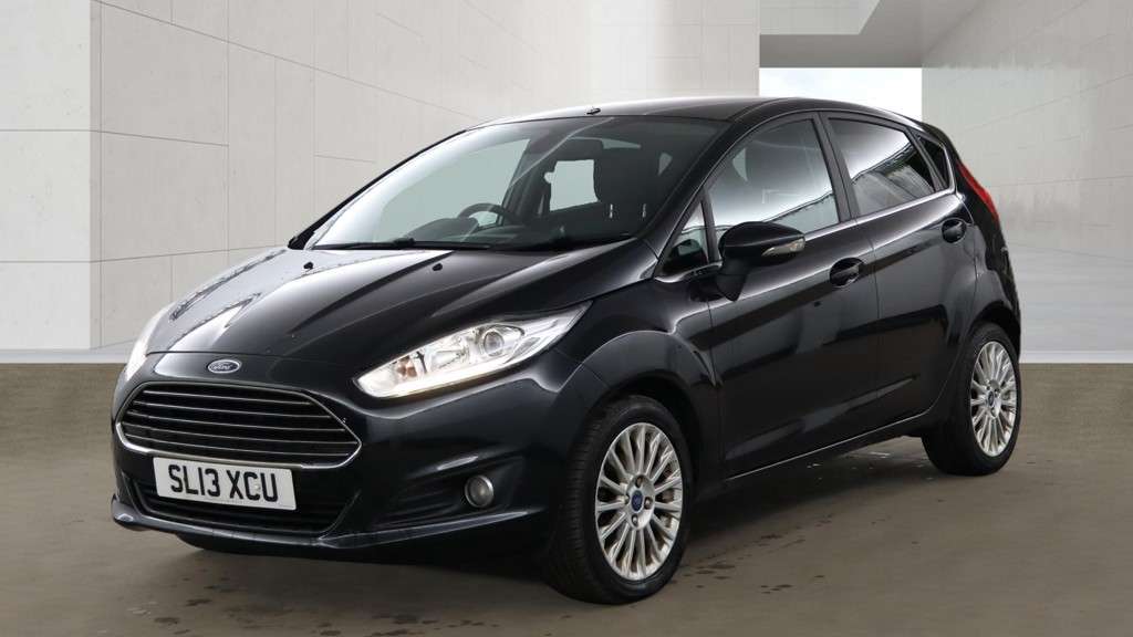A 2013 FORD FIESTA 1.6 Titanium Hatchback 5dr Petrol Powershift Euro 5 (105 ps) A 2013 FORD FIESTA 1.6 Titanium Hatchback 5dr Petrol Powershift Euro 5 (105 ps)