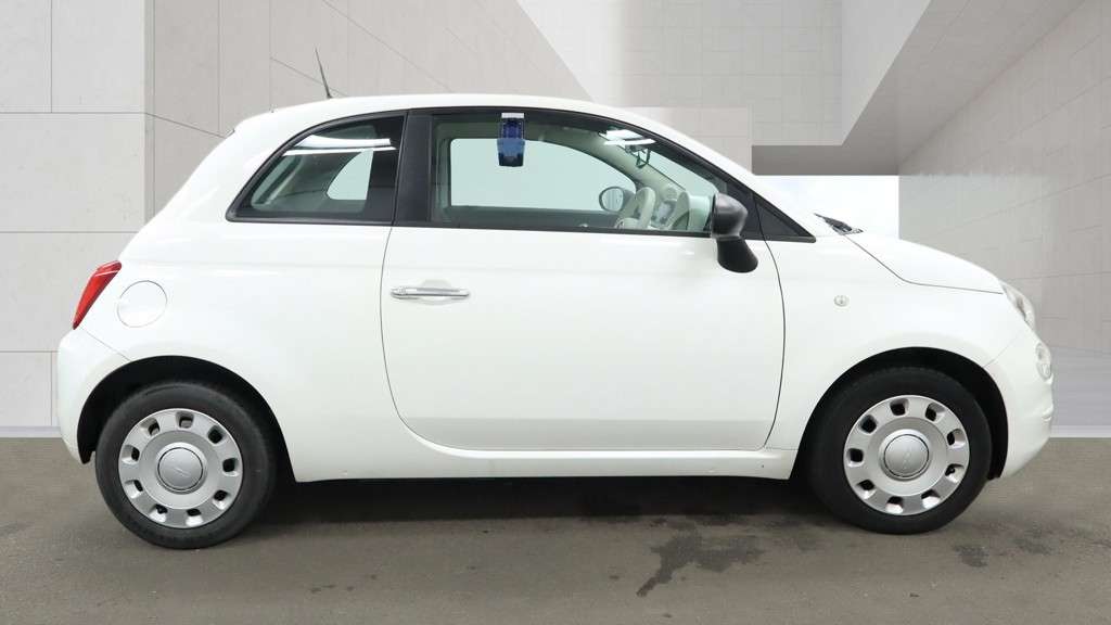 A 2016 FIAT 500 1.2 Pop Hatchback 3dr Petrol Manual Euro 6 (s/s) (69 bhp) A 2016 FIAT 500 1.2 Pop Hatchback 3dr Petrol Manual Euro 6 (s/s) (69 bhp)