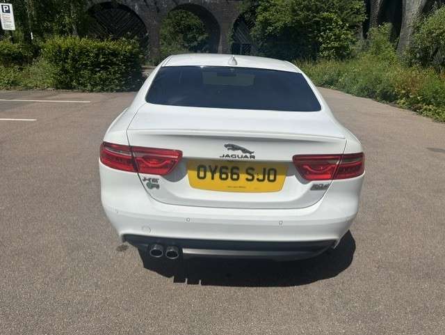2016 JAGUAR XE 2016 JAGUAR XE