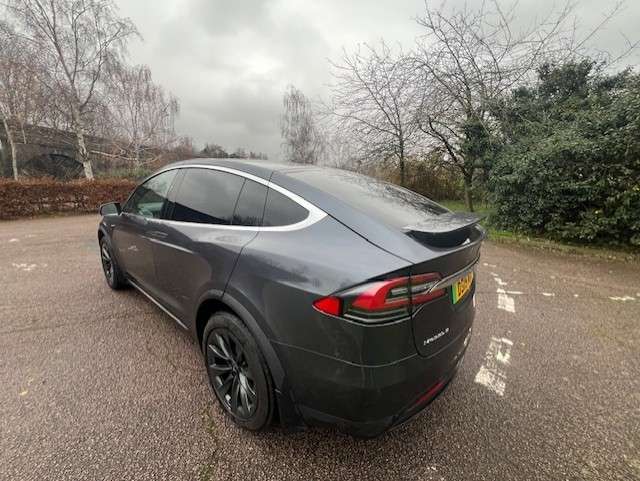 2019 TESLA MODEL X 2019 TESLA MODEL X