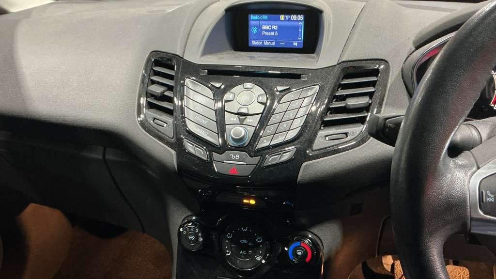 2015 FORD FIESTA 2015 FORD FIESTA