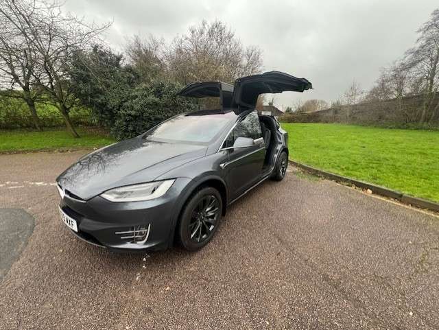 2019 TESLA MODEL X 2019 TESLA MODEL X