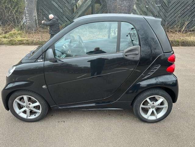 2011 SMART FORTWO 2011 SMART FORTWO