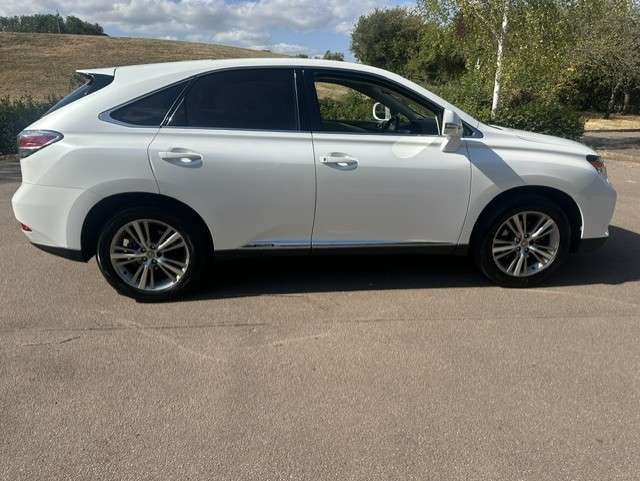 A 2015 LEXUS RX 3.5 450h V6 Advance SUV 5dr Petrol Hybrid CVT 4WD Euro 5 (s/s) (Pan Roof) (299 ps) A 2015 LEXUS RX 3.5 450h V6 Advance SUV 5dr Petrol Hybrid CVT 4WD Euro 5 (s/s) (Pan Roof) (299 ps)