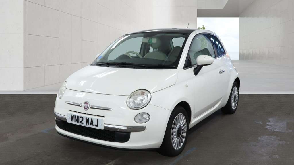 A 2012 FIAT 500 1.2 Lounge Hatchback 3dr Petrol Manual Euro 5 (s/s) (69 bhp) A 2012 FIAT 500 1.2 Lounge Hatchback 3dr Petrol Manual Euro 5 (s/s) (69 bhp)
