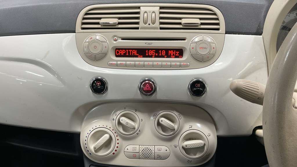 2015 FIAT 500 2015 FIAT 500