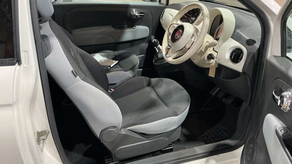 2016 FIAT 500 2016 FIAT 500
