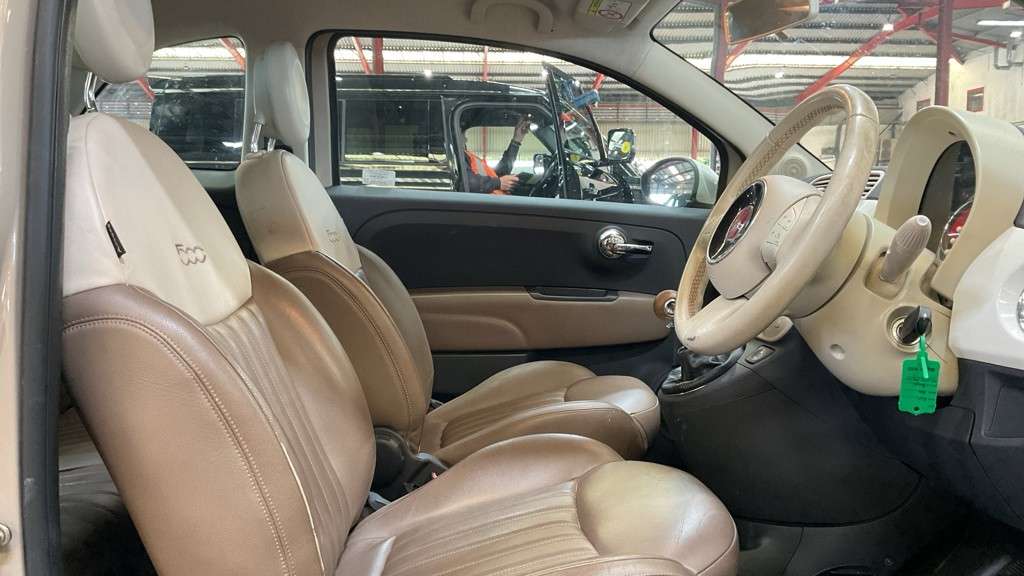 2015 FIAT 500 2015 FIAT 500