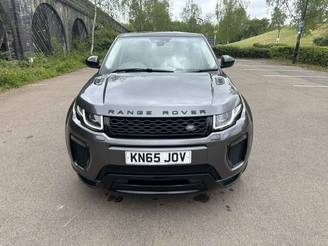 A 2015 LAND ROVER RANGE ROVER EVOQUE 2.0 TD4 HSE Dynamic SUV 5dr Diesel Auto 4WD Euro 6 (s/s) (180 ps) A 2015 LAND ROVER RANGE ROVER EVOQUE 2.0 TD4 HSE Dynamic SUV 5dr Diesel Auto 4WD Euro 6 (s/s) (180 ps)