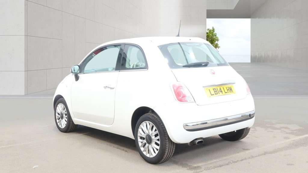 A 2014 FIAT 500 1.2 Lounge Hatchback 3dr Petrol Manual Euro 6 (s/s) (69 bhp) A 2014 FIAT 500 1.2 Lounge Hatchback 3dr Petrol Manual Euro 6 (s/s) (69 bhp)