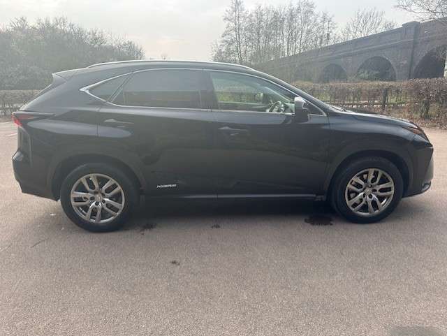 A 2015 LEXUS NX 2.5 300h Luxury SUV 5dr Petrol Hybrid E-CVT 4WD Euro 6 (s/s) (197 ps) A 2015 LEXUS NX 2.5 300h Luxury SUV 5dr Petrol Hybrid E-CVT 4WD Euro 6 (s/s) (197 ps)