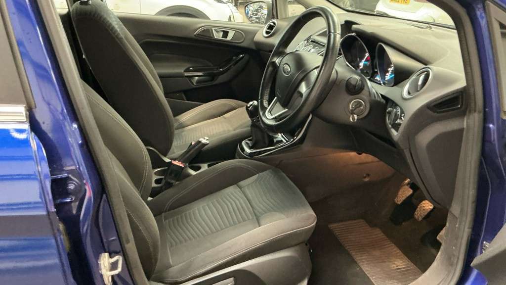 2015 FORD FIESTA 2015 FORD FIESTA