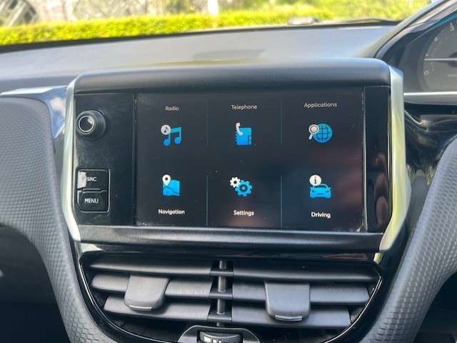 2017 PEUGEOT 2008 2017 PEUGEOT 2008
