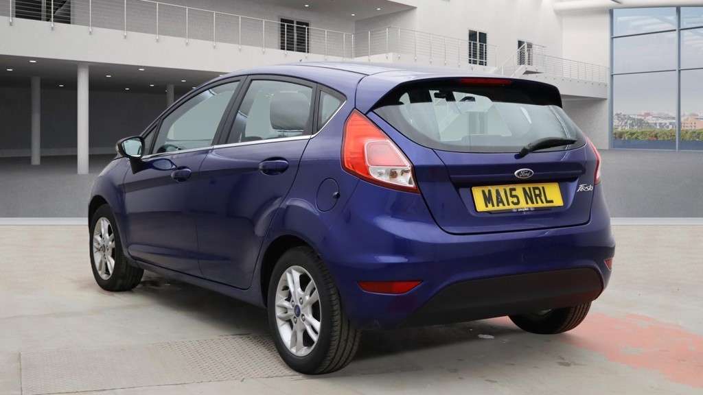 A 2015 FORD FIESTA 1.25 Zetec Hatchback 5dr Petrol Manual Euro 5 (82 ps) A 2015 FORD FIESTA 1.25 Zetec Hatchback 5dr Petrol Manual Euro 5 (82 ps)