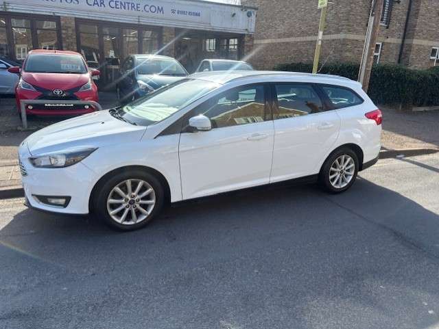 A 2015 FORD FOCUS 1.6 Titanium Estate 5dr Petrol Powershift Euro 6 (125 ps) A 2015 FORD FOCUS 1.6 Titanium Estate 5dr Petrol Powershift Euro 6 (125 ps)