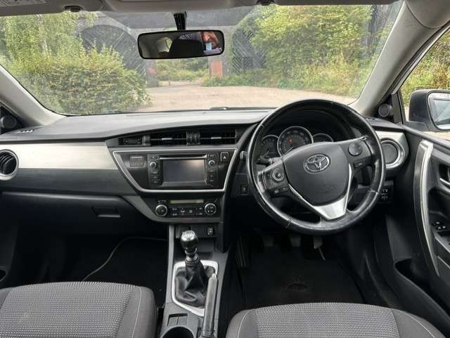 2013 TOYOTA AURIS 2013 TOYOTA AURIS