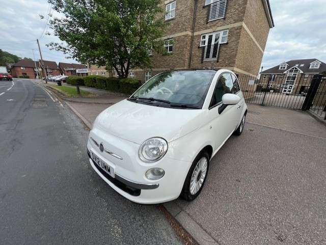 A 2012 FIAT 500 1.2 Lounge Hatchback 3dr Petrol Manual Euro 5 (s/s) (69 bhp) A 2012 FIAT 500 1.2 Lounge Hatchback 3dr Petrol Manual Euro 5 (s/s) (69 bhp)
