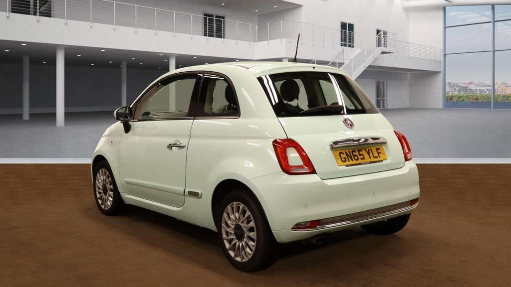 A 2015 FIAT 500 1.2 Lounge Hatchback 3dr Petrol Manual Euro 6 (s/s) (69 bhp) A 2015 FIAT 500 1.2 Lounge Hatchback 3dr Petrol Manual Euro 6 (s/s) (69 bhp)