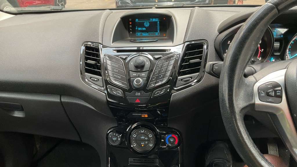 2014 FORD FIESTA 2014 FORD FIESTA