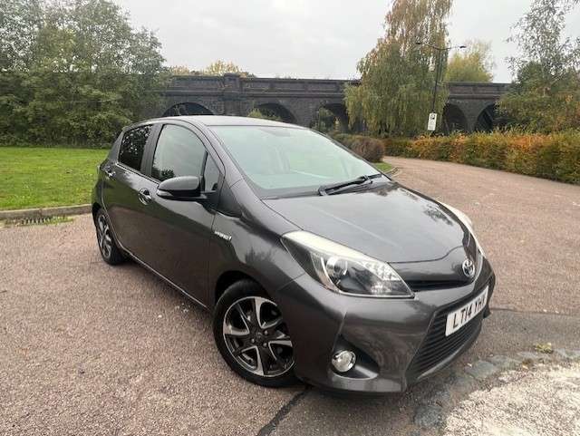 Check out this Toyota Yaris 2014 Hybrid Electric Automatic