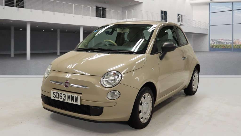 A 2013 FIAT 500 1.2 Pop Hatchback 3dr Petrol Manual Euro 4 (69 bhp) A 2013 FIAT 500 1.2 Pop Hatchback 3dr Petrol Manual Euro 4 (69 bhp)