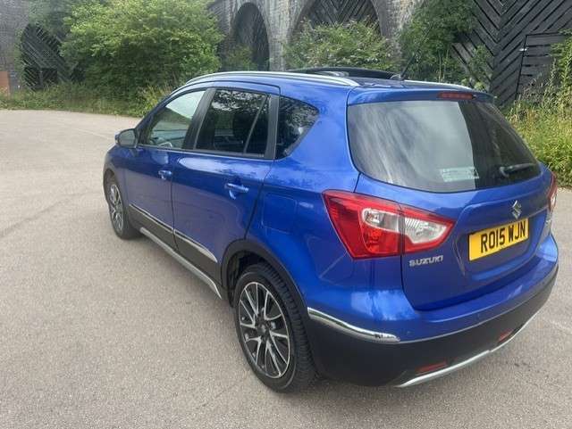 2015 SUZUKI SX4 2015 SUZUKI SX4