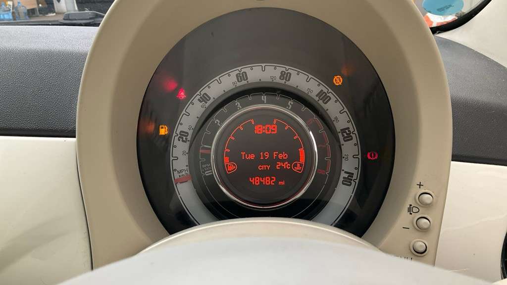 2014 FIAT 500 2014 FIAT 500