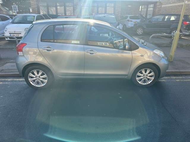 2009 TOYOTA YARIS 2009 TOYOTA YARIS