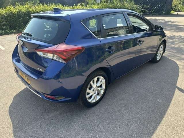 2017 TOYOTA AURIS 2017 TOYOTA AURIS