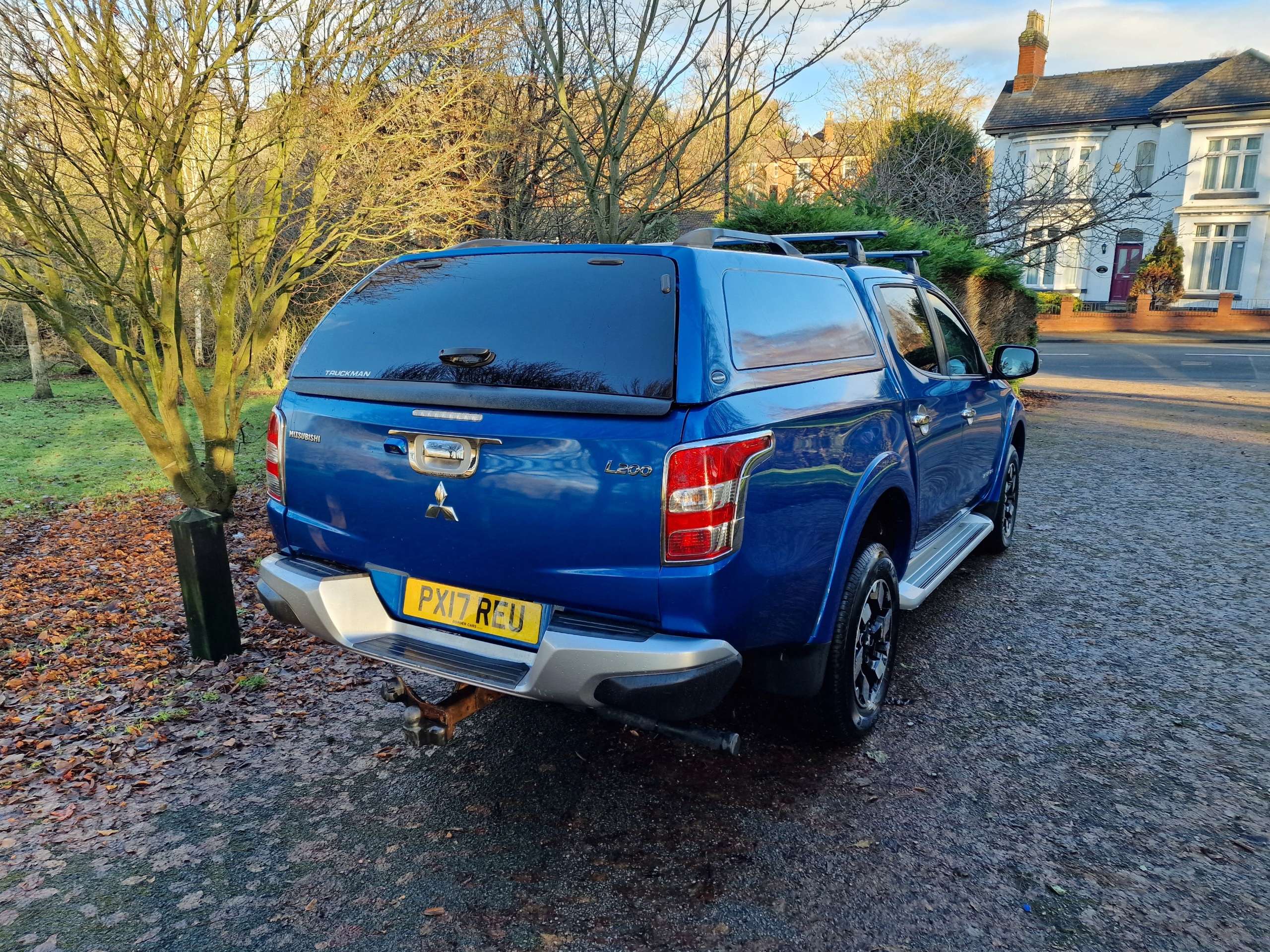 null MITSUBISHI L200 null MITSUBISHI L200