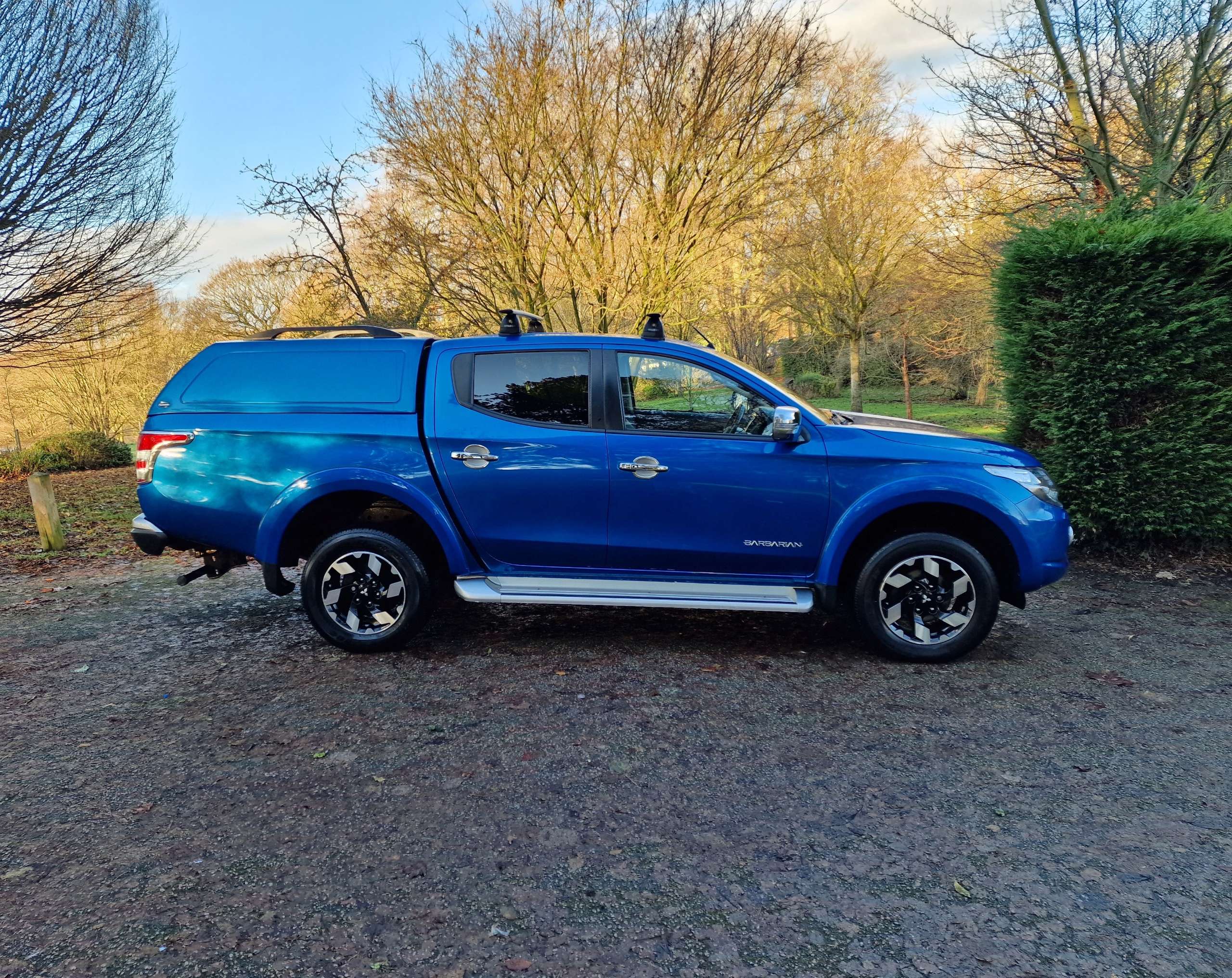 null MITSUBISHI L200 null MITSUBISHI L200