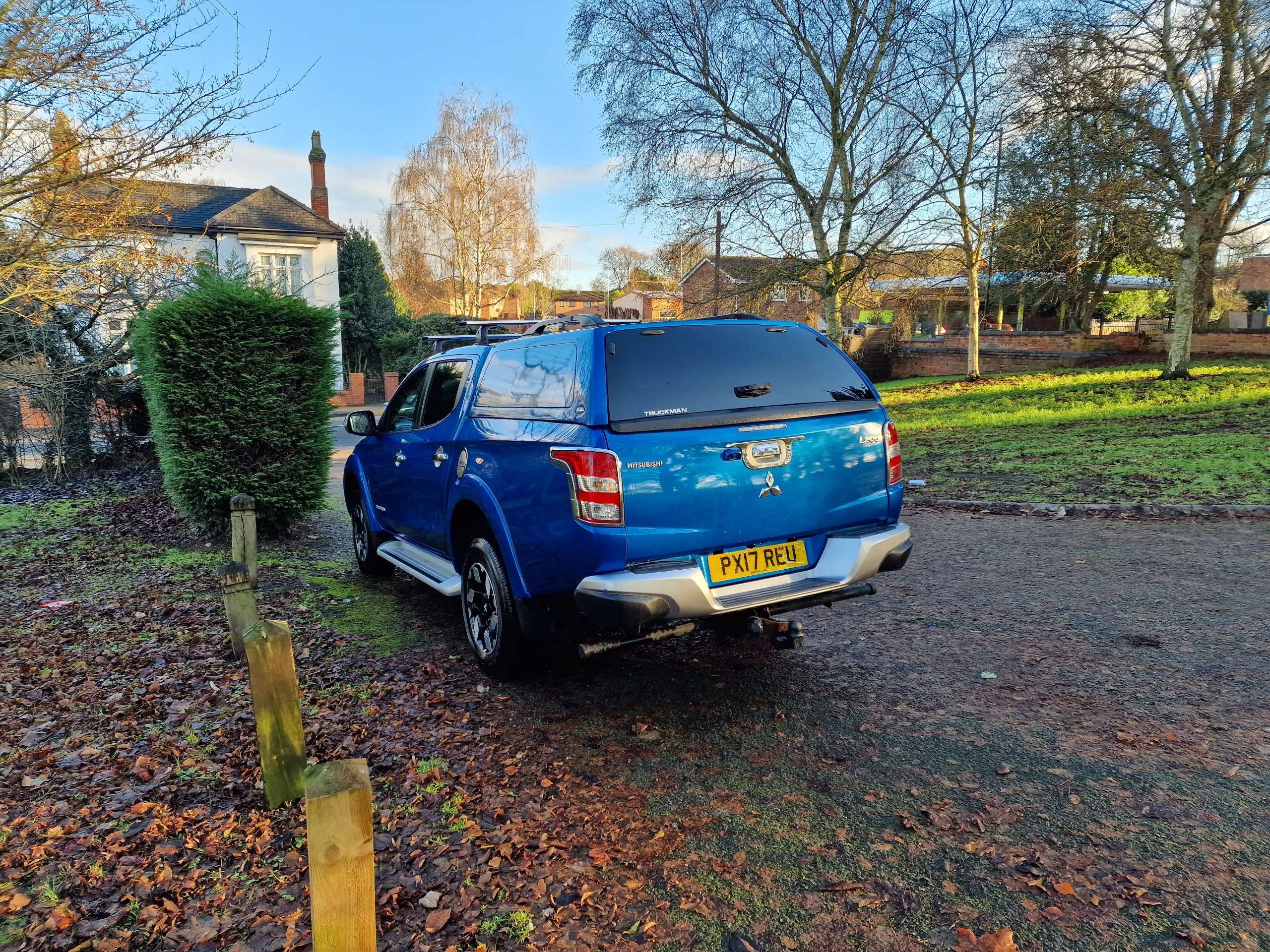 null MITSUBISHI L200 null MITSUBISHI L200