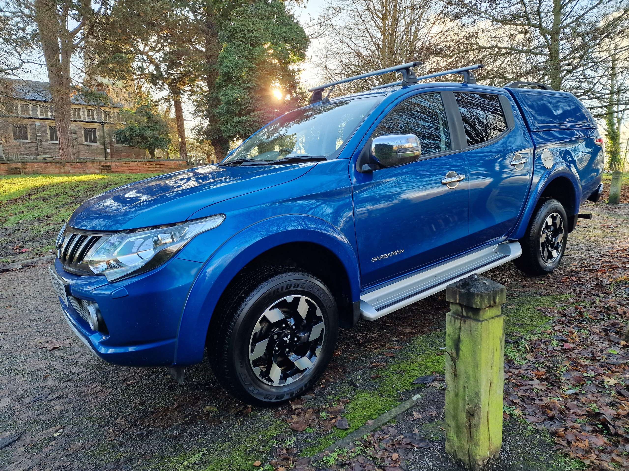 null MITSUBISHI L200 null MITSUBISHI L200