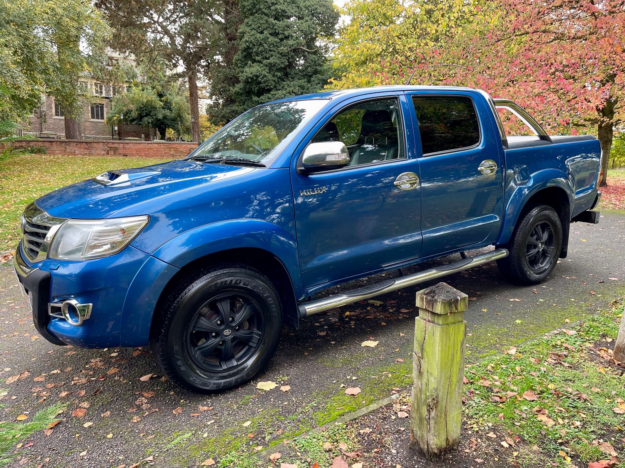 null TOYOTA HILUX null TOYOTA HILUX