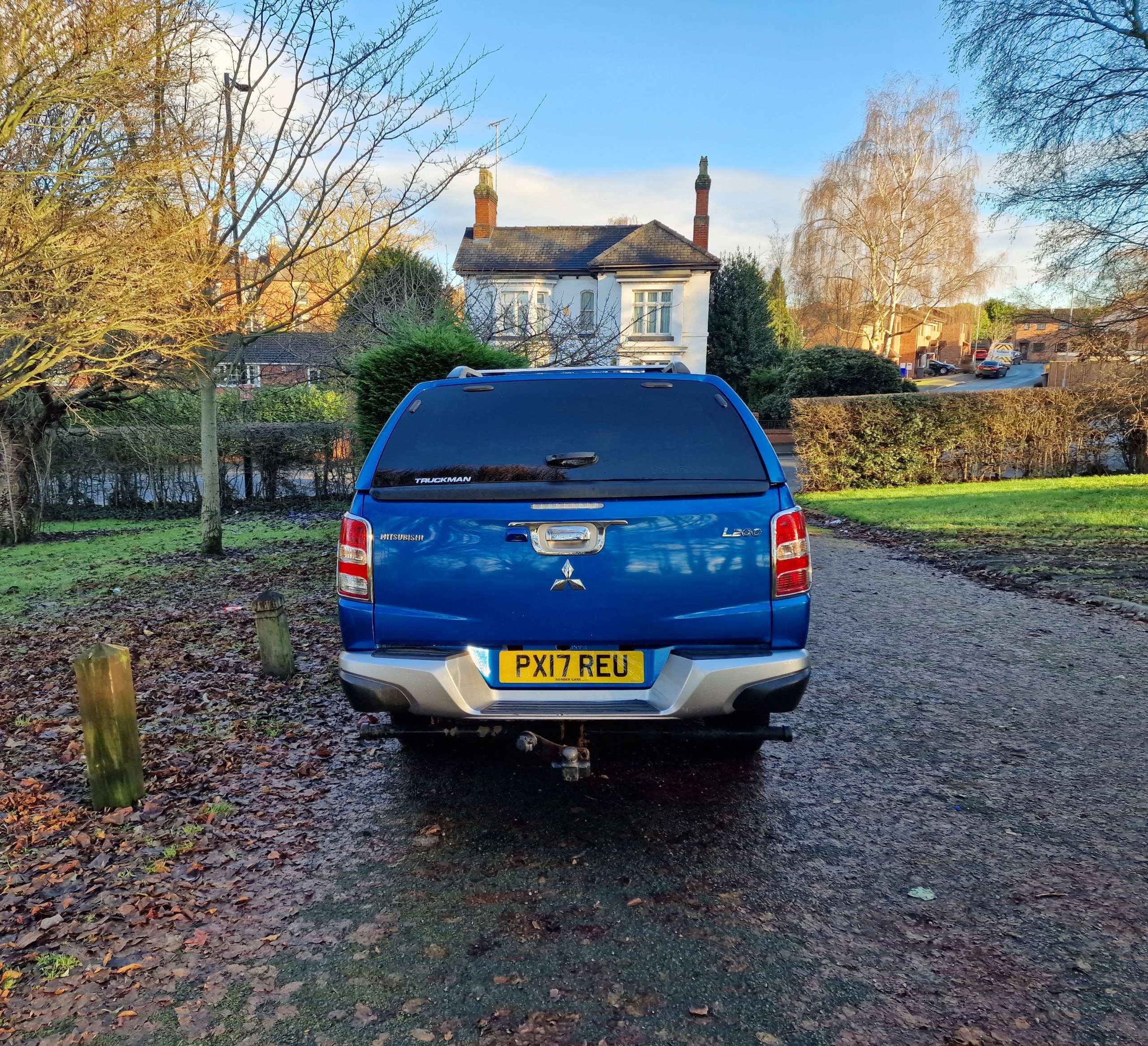 null MITSUBISHI L200 null MITSUBISHI L200